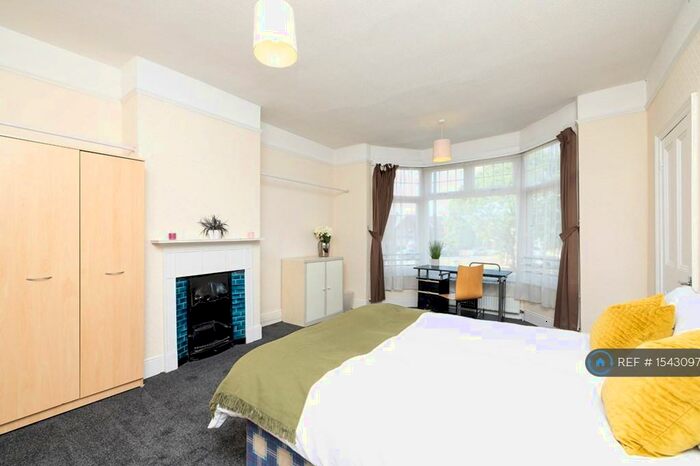 5 Bedroom Terraced House To Rent In Allesley Old Road, Coventry, CV5