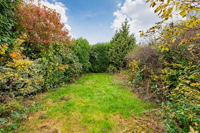 2 Bedroom Semi-Detached House For Sale In Summerleaze Road, Maidenhead, SL6