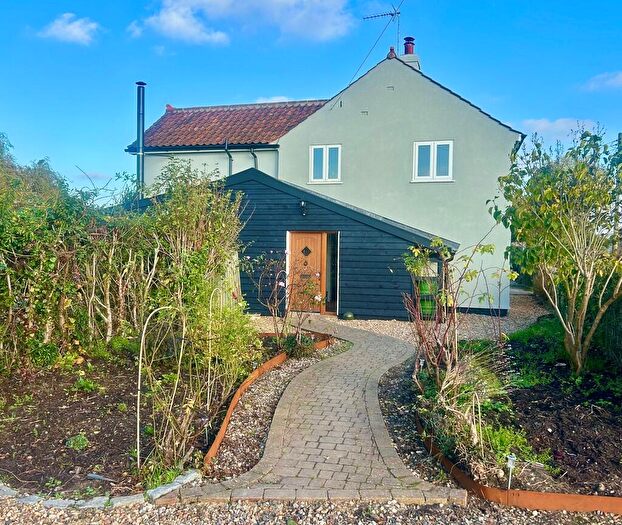 4 Bedroom Detached House To Rent In East End Road, Stonham Aspal, IP14