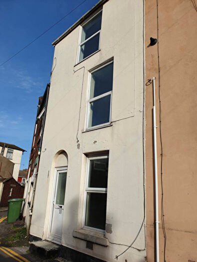 Terraced House For Sale In Gordon Terrace, NR30