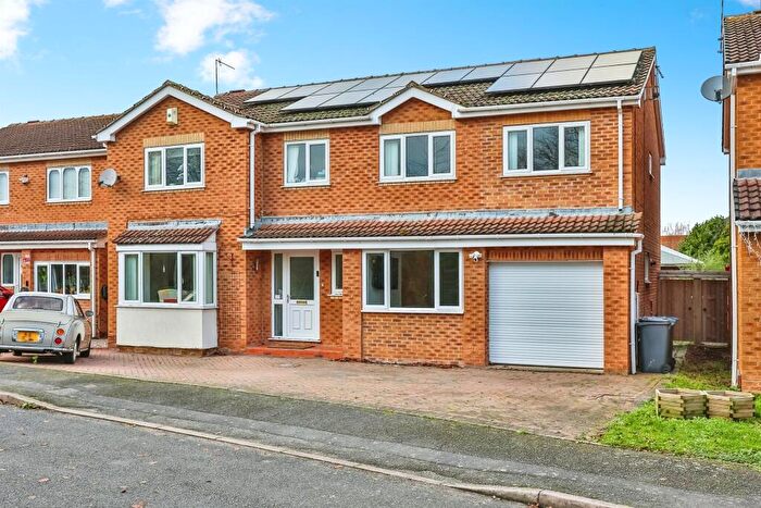 8 Bedroom Detached House For Sale In Broadstone Close, West Bridgford, Nottingham, NG2