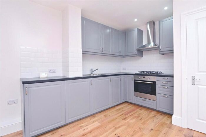 1 Bedroom Flat For Sale In Ivydale Road, London, SE15