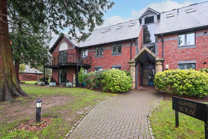 2 Bedroom Apartment For Sale In Jasmine House, Woburn Hill Park, Woburn Hill, Addlestone, KT15