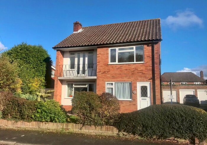 2 Bedroom Maisonette To Rent In Belmont Crescent, Maidenhead SL6