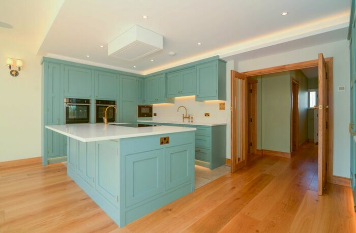 4 Bedroom Semi-Detached House To Rent In Marksbury Avenue, Richmond, TW9