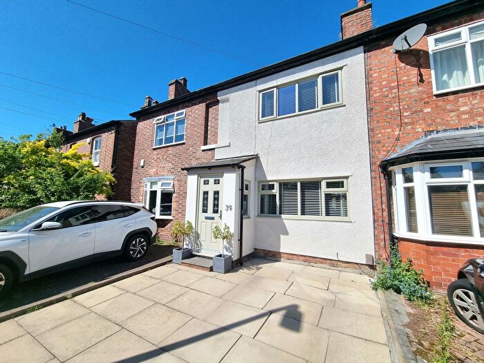 2 Bedroom Terraced House For Sale In Temple Road, Sale, M33