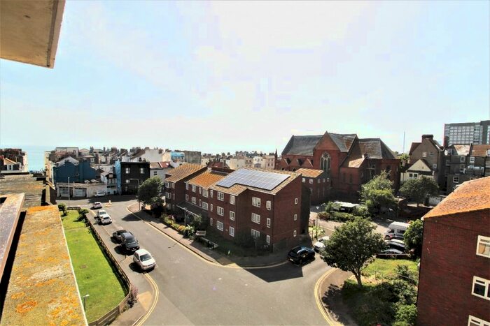 2 Bedroom Flat To Rent In Lavender Street, Brighton, BN2