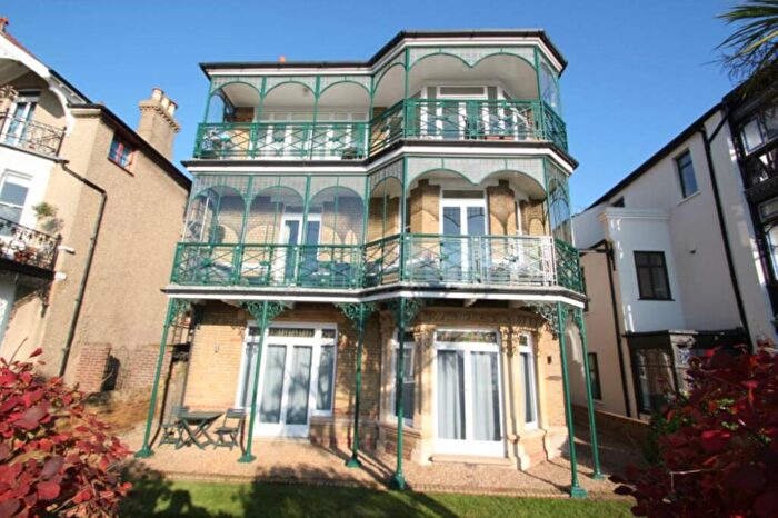 1 Bedroom Flat To Rent In Clifftown Parade, Southend On Sea, SS1