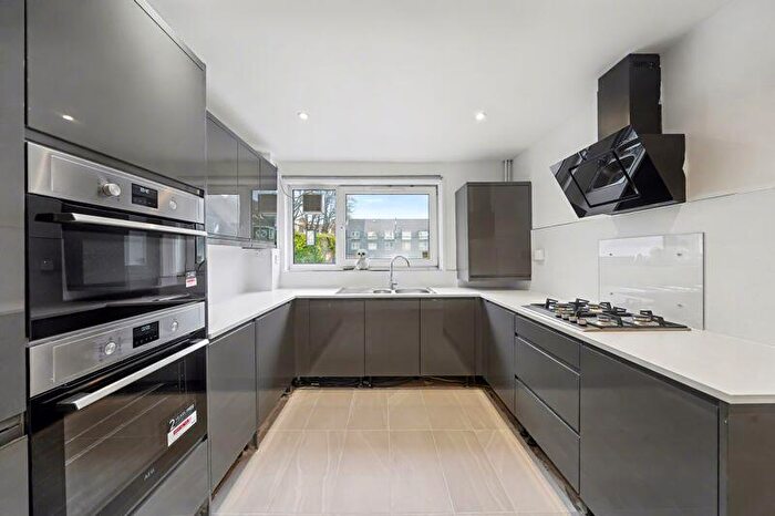 3 Bedroom Terraced House To Rent In Hazelbourne Road, London, SW12