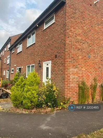 3 Bedroom End Of Terrace House To Rent In Sunderland Road, Sandy, SG19