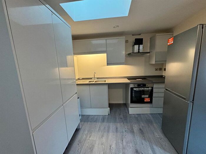 1 Bedroom Property To Rent In High Stree, Walsall, WS1