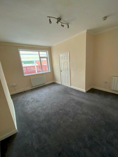 2 Bedroom Flat To Rent In Drummond Road, Skegness, PE25