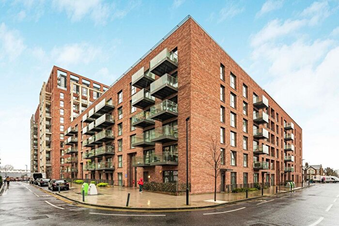 2 Bedroom Flat For Sale In St Thunderer Street, London, E13