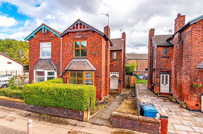 3 Bedroom Semi-Detached House To Rent In Liverpool Road, Cadishead, Manchester, M44