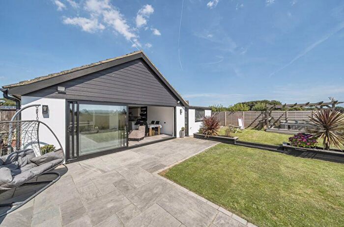 3 Bedroom Bungalow For Sale In Densole, CT18