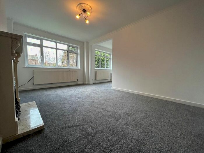 2 Bedroom Flat To Rent In Abbotsford Road, Crosby, Liverpool, L23