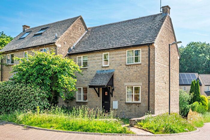 3 Bedroom Semi-detached House For Sale In Ward Road, Northleach, GL54