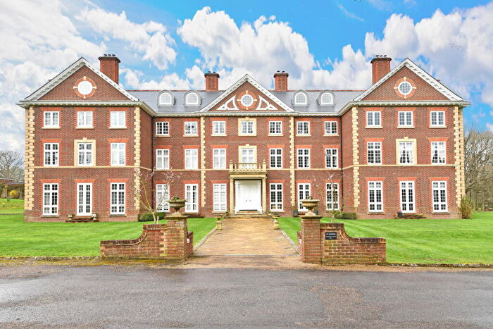 3 Bedroom Apartment For Sale In Byfleets Lane, Warnham, Horsham, RH12