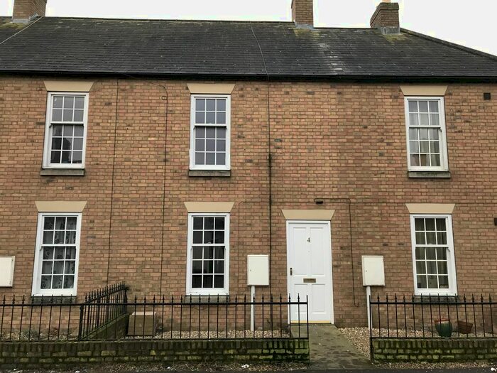 3 Bedroom Terraced House To Rent In Hamilton Road, Alford, Lincs, LN13