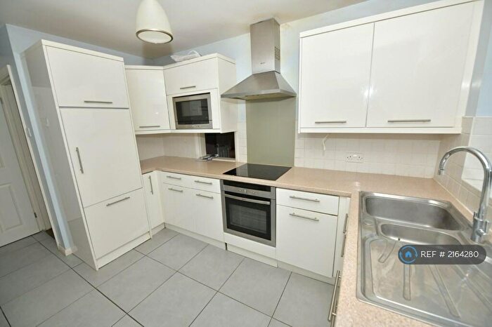 4 Bedroom Detached House To Rent In Denver Close, Petts Wood, Orpington, BR6