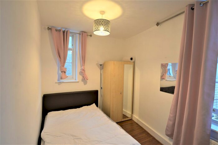 2 Bedroom Flat To Rent In Herbrand Street, London, WC1N