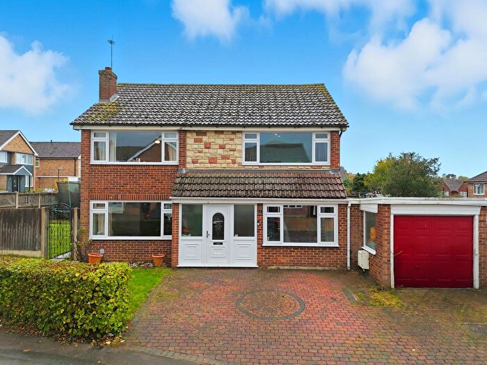 6 Bedroom Detached House For Sale In Devonshire Gardens, Braintree, CM7