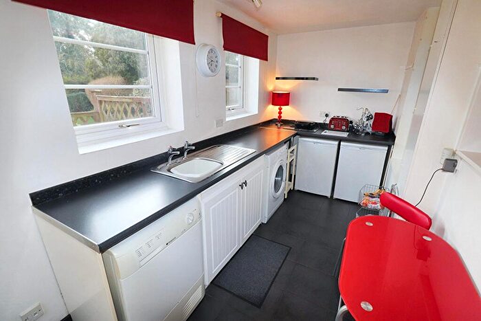 3 Bedroom Detached House For Sale In Cley Hall Drive, Spalding, PE11