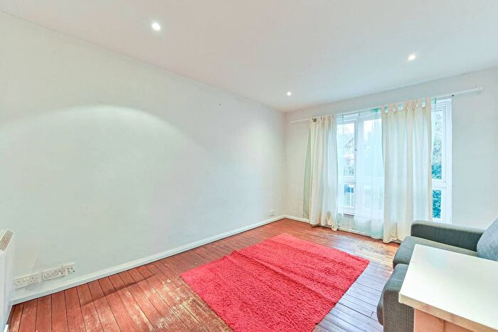 1 Bedroom Flat To Rent In Upper Tulse Hill, Tulse Hill, London, SW2