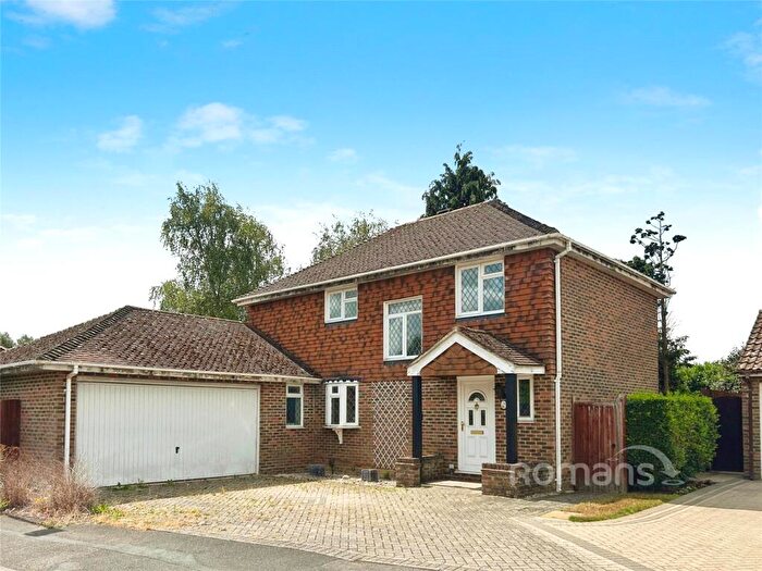 4 Bedroom Detached House For Sale In Wickham Road, Lower Earley, Reading, RG6