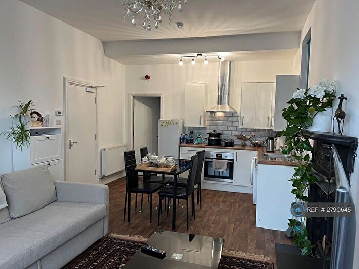 1 Bedroom Flat To Rent In Elberton House, Nottingham, NG5