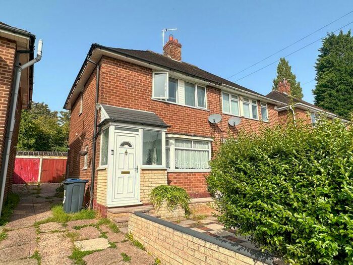 2 Bedroom Semi-Detached House To Rent In Overdale Road, Quinton, B32