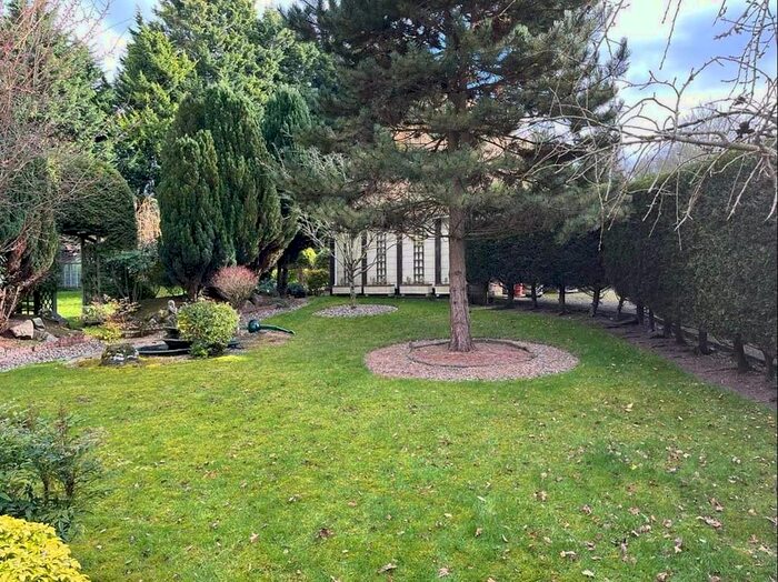 1 Bedroom Bungalow To Rent In Chequers Hill, St Albans, AL3