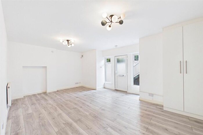 1 Bedroom Apartment To Rent In Sussex Place, Slough, Berkshire, SL1