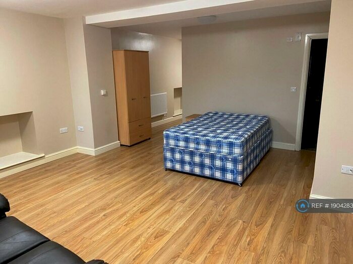 Studio To Rent In Dover Place, Bristol, BS8