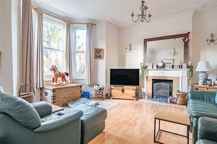 2 Bedroom Flat For Sale In Perry Rise, London, SE23