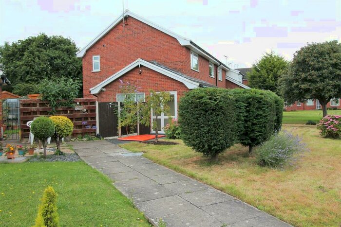 2 Bedroom Flat To Rent In Aled Court, Abergele, LL22