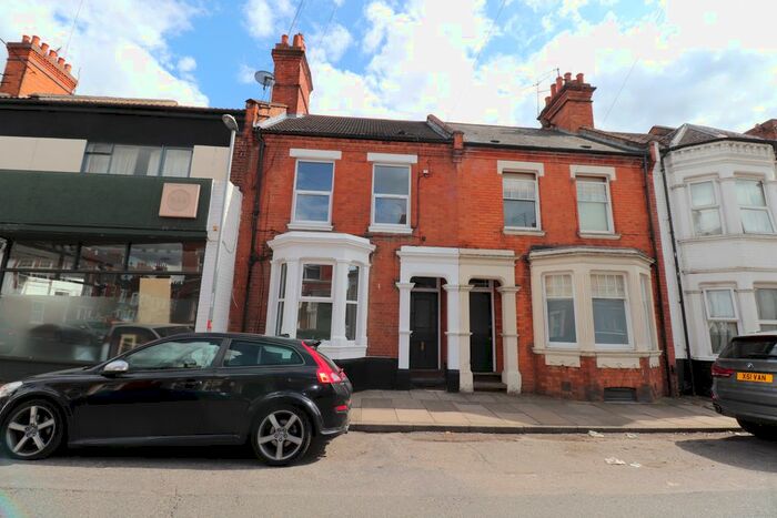 3 Bedroom Terraced House To Rent In Abington Avenue, Northampton, NN1