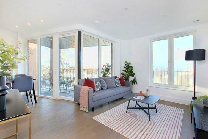 2 Bedroom Apartment For Sale In Thornton House, Thornton Road, Balham, London, SW12
