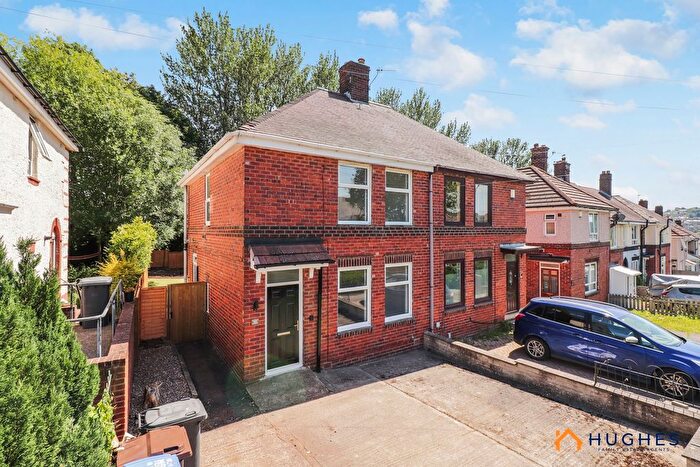 2 Bedroom Semi-Detached House For Sale In Hallowmoor Road, Wisewood, Sheffield, S6