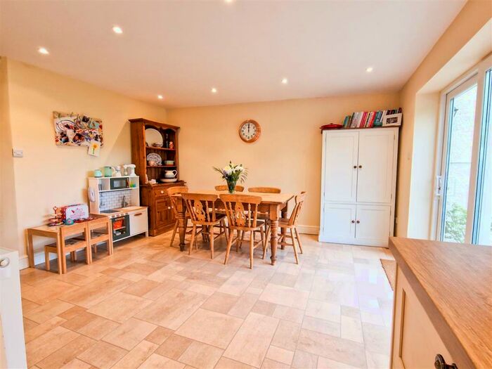 2 Bedroom Terraced House For Sale In East Street, North Molton, South
