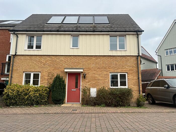 3 Bedroom Detached House To Rent In Grangewick Road, Grays, RM16