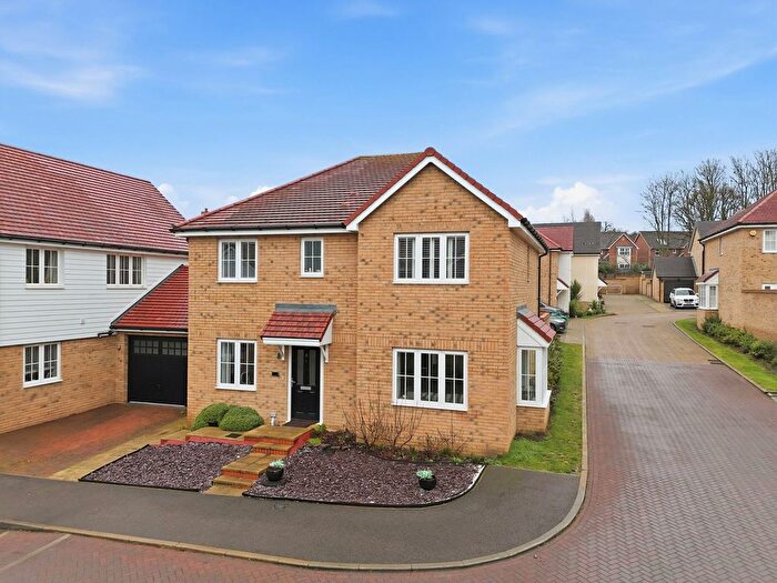 4 Bedroom Detached House For Sale In Abrahams Drive, Buntingford, SG9