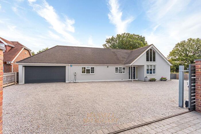 4 Bedroom Detached House For Sale In Sideways Lane, Hookwood, RH6