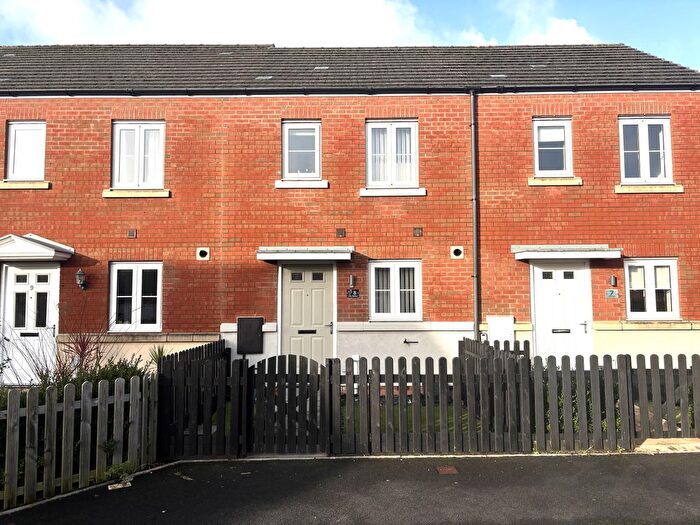 2 Bedroom Terraced House For Sale In Clos Bowen, Llanelli, SA15