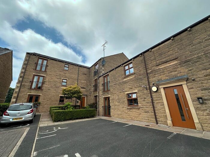 2 Bedroom Flat To Rent In Spring Vale, Turton, Bolton, BL7