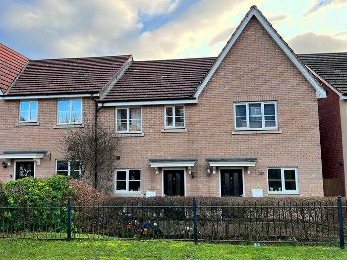 2 Bedroom End Of Terrace House For Sale In Knight's Orchard, Cambridge, CB22