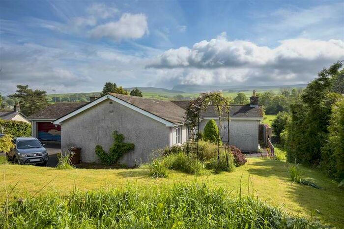 4 Bedroom Detached Bungalow For Sale In Moorgarth Bungalow, Ingleton, LA6