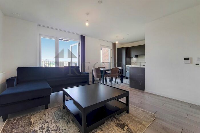 1 Bedroom Flat To Rent In Cornwell House, New Market Place, E6