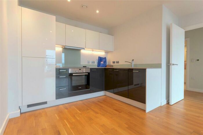1 Bedroom Apartment To Rent In Carriage Way, London, Greater London, SE8