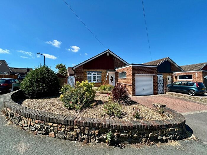 2 Bedroom Detached Bungalow To Rent In Cerne Road, Gravesend, DA12
